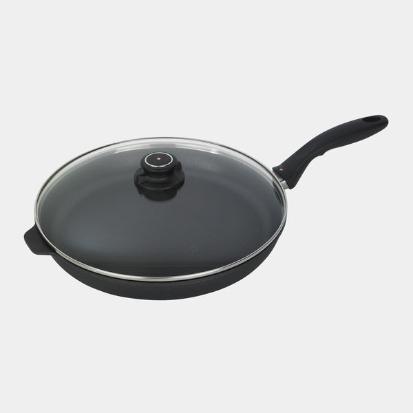 XD Nonstick Fry Pan with Glass Lid - Induction | Made in Switzerland