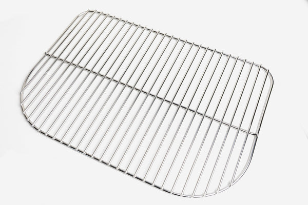 Stainless steel wire grate with parallel bars and curved corners